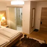 Wuerttembergischer Hof Otel Kirchheim unter Teck