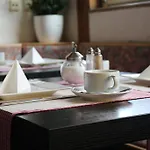 Wuerttembergischer Hof Otel