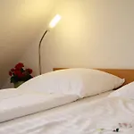 Otel Wuerttembergischer Hof Kirchheim unter Teck