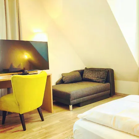 Hotell Wuerttembergischer Hof 2*