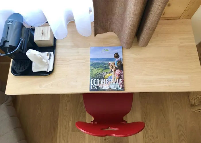 霍夫符腾堡舒适餐厅酒店 特克下的基希海姆