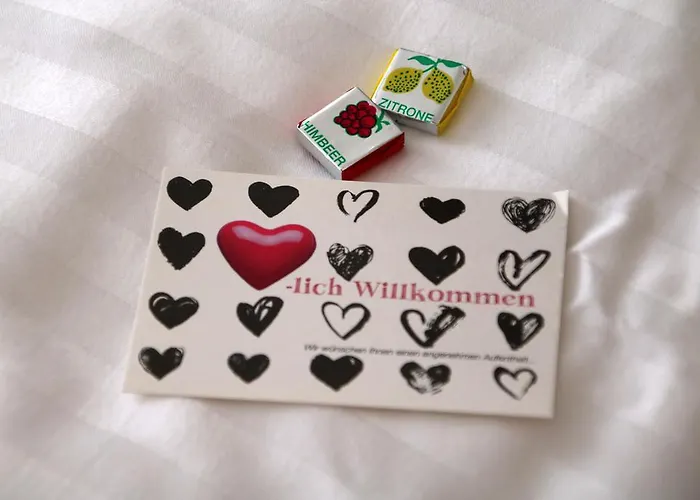 霍夫符腾堡舒适餐厅酒店